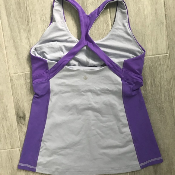 Lululemon tank size 6 - Picture 2 of 2